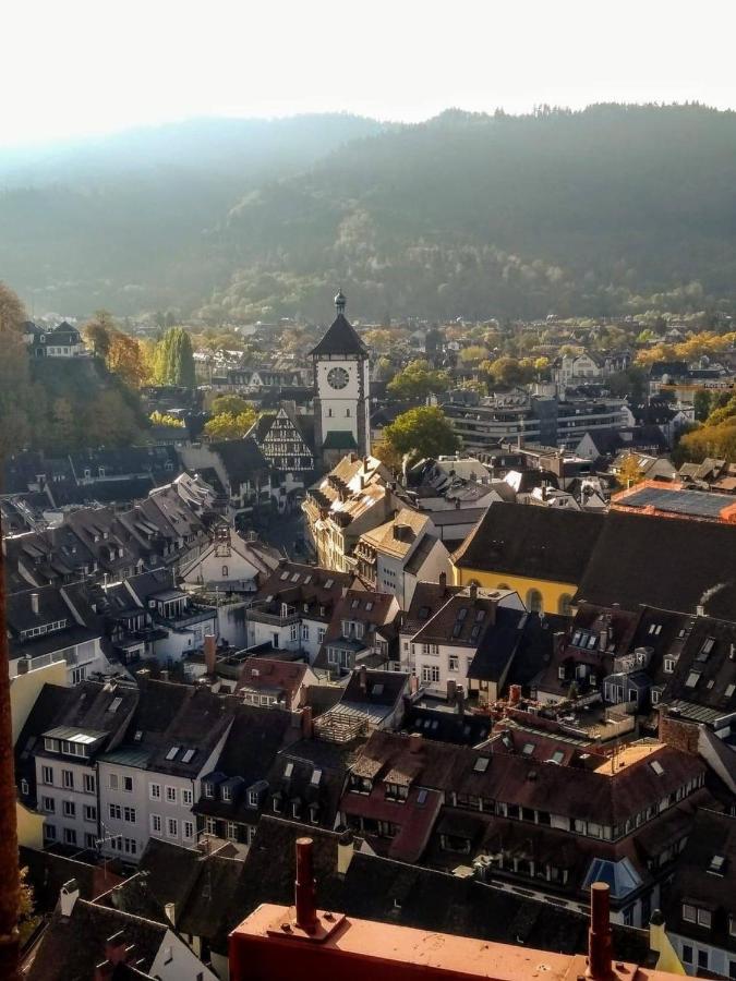 Luxus Apartment Colloseum In Der Stadt Fryburg Bryzgowijski Zewnętrze zdjęcie