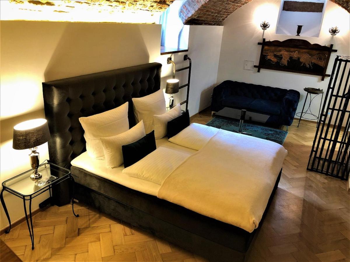 Luxus Apartment Colloseum In Der Stadt Fryburg Bryzgowijski Zewnętrze zdjęcie